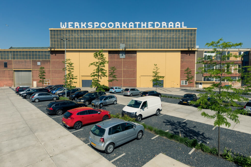 Werkspoorkathedraal parkeerterrein